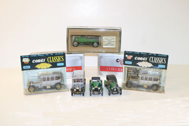 Lot 918 - Corgi Classics Die-Cast Models