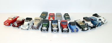 Lot 935 - Unboxed Solido Die-Cast Models