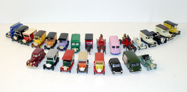 Lot 938 - Unboxed Lledo Die-Cast Models