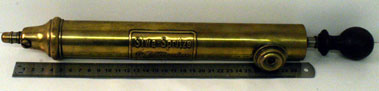 Lot 336 - Siwa-Spritze Polished Brass Greasegun