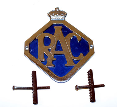 Lot 324 - Type 7 Rac Associate Members Badge