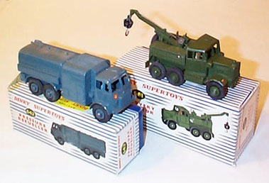 Lot 207 - Dinky Military Vehicles