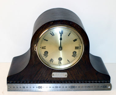 Lot 267 - Rover Retirement Award Clock