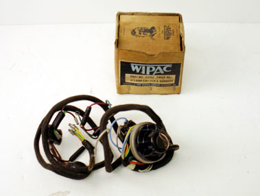 Lot 438 - Wipac Headlamp Switch & Harness