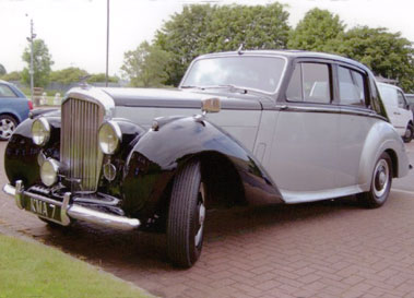 Lot 55 - 1953 Bentley R-Type Saloon