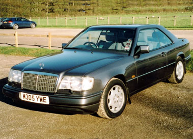 Lot 18 - 1995 Mercedes-Benz E 320 Coupe