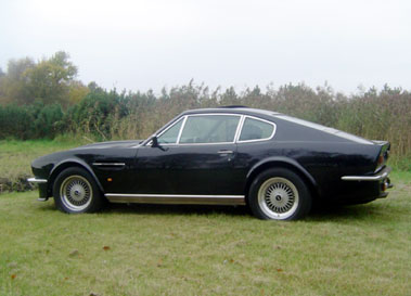 Lot 20 - 1988 Aston Martin V8 Vantage