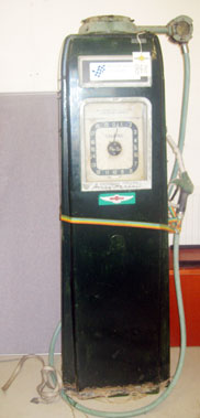 Lot 848 - Avery Hardol Electric Petrol Pump