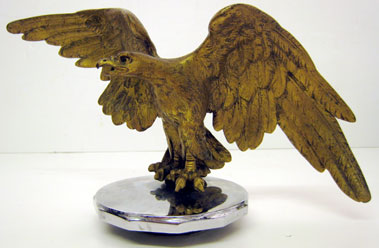 Lot 319 - Wild Eagle Accesory Mascot