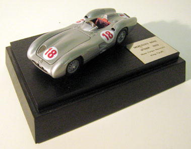Lot 257 - Mercedes W196r 1:24 Scale Model
