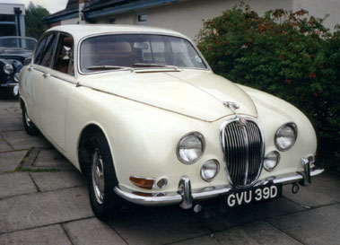 Lot 39 - 1966 Jaguar S-Type 3.8 Litre
