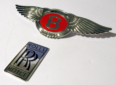 Lot 302 - Bentley & Rolls-Royce Badges