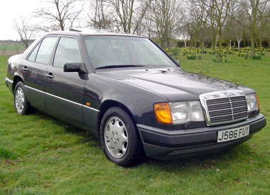 Lot 49 - 1992 Mercedes-Benz 260 E