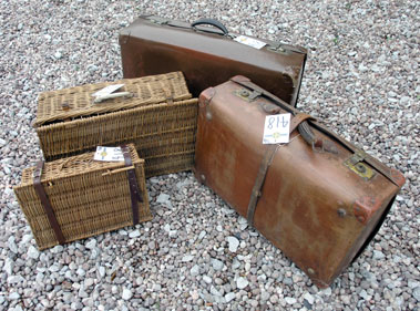 Lot 418 - Four Luggage Cases