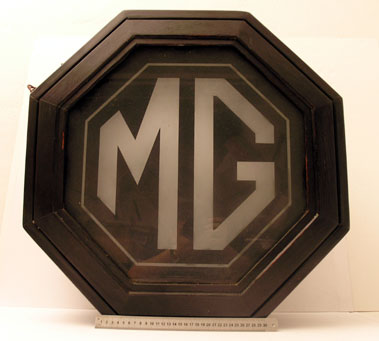 Lot 800 - Original Octagonal MG Factory Lightbox