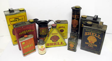 Lot 820 - Collection of Early Shell Tins & Pourers