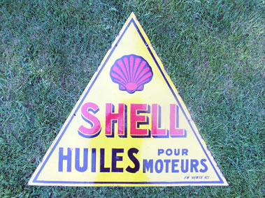 Lot 821 - French Triangular 'Shell' Enamel Sign