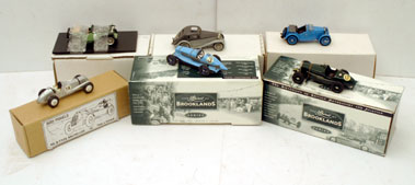 Lot 927 - MG - Fine Limited Edition Handbuilt Models