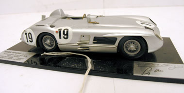 Lot 969 - 1:24 Mercedes 300SLR Model by Historic Replicars