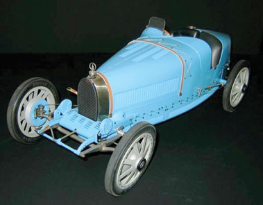 Lot 974 - Art Collection Auto - The Bugatti Type 35 Racer.
