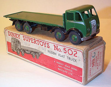 Lot 984 - Dinky Toys #502 Foden Flat Truck