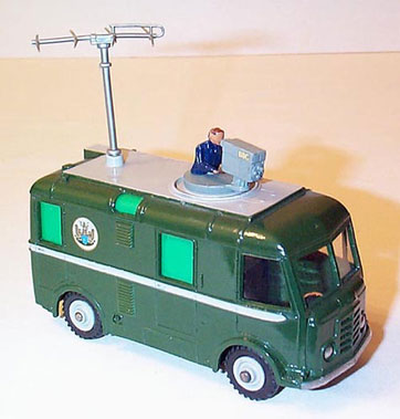 Lot 998 - Dinky Toys #968 Commer BBC TV Roving Eye Vehicle