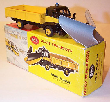 Lot 1002 - Dinky Toys #958 Guy Warrior Snowplough
