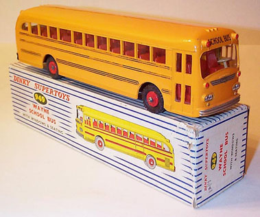 Lot 1004 - Dinky Toys #949 Wayne US School Bus