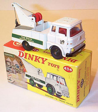 Lot 1008 - Dinky Toys #434 Bedford TK Top Rank Crash Truck