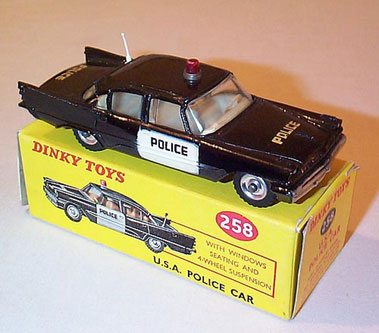 Lot 1028 - Dinky Toys #258 de Soto Fireflite Police Car