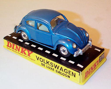 Lot 1033 - Dinky #129 VW Beetle