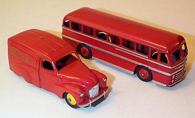 Lot 1034 - Dinky Toys 2 x Unboxed Commercial Vehicles