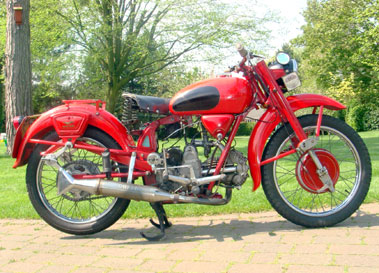 Lot 59 - 1950 Moto Guzzi Airone