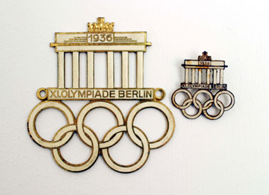 Lot 301 - Berlin 1936 Olympic Games Car & Lapel Badges