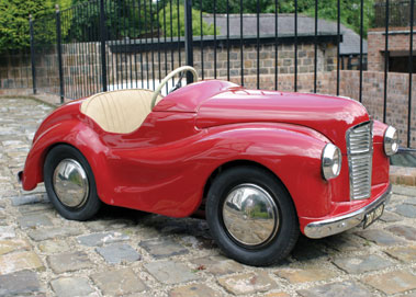 Lot 211 - Austin J40 Child's Pedal Car