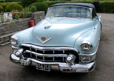 Lot 13 - 1953 Cadillac Series 62 Convertible