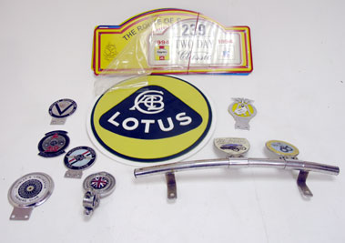 Lot 714 - Assorted Automobilia