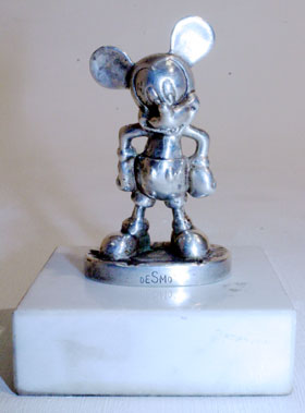 Lot 309 - Mickey Mouse Accessory Mascot