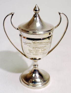 Lot 820 - Mike Hailwood 1958 Award