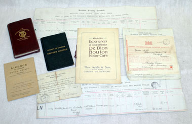 Lot 324 - Assorted Paperwork