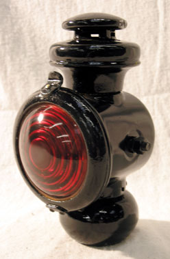 Lot 324 - Ford Model T Lamp