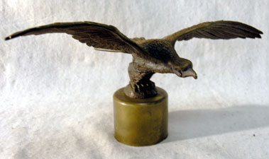 Lot 324 - Vintage Winged Eagle Accessory Mascot