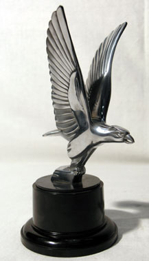 Lot 325 - Alvis Eagle Mascot