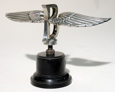 Lot 330 - Bentley Horizontal Winged 'B' Mascot