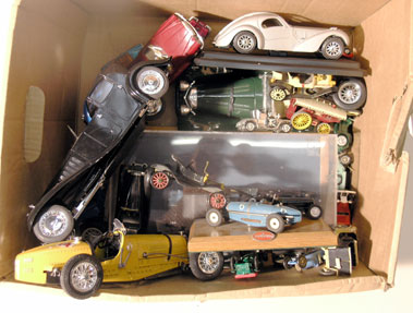 Lot 19 - Assorted Model Cars