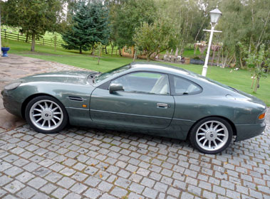 Lot 75 - 1995 Aston Martin DB7