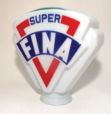 Lot 801 - 'Super Fina' Glass Petrol Pump Globe
