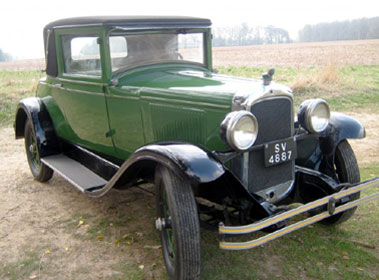 Lot 51 - 1928 Pontiac Six Doctors Coupe