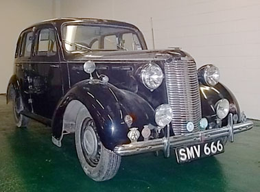 Lot 33 - 1948 Vauxhall J-Type Saloon