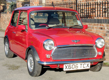 Lot 49 00 Rover Mini Seven